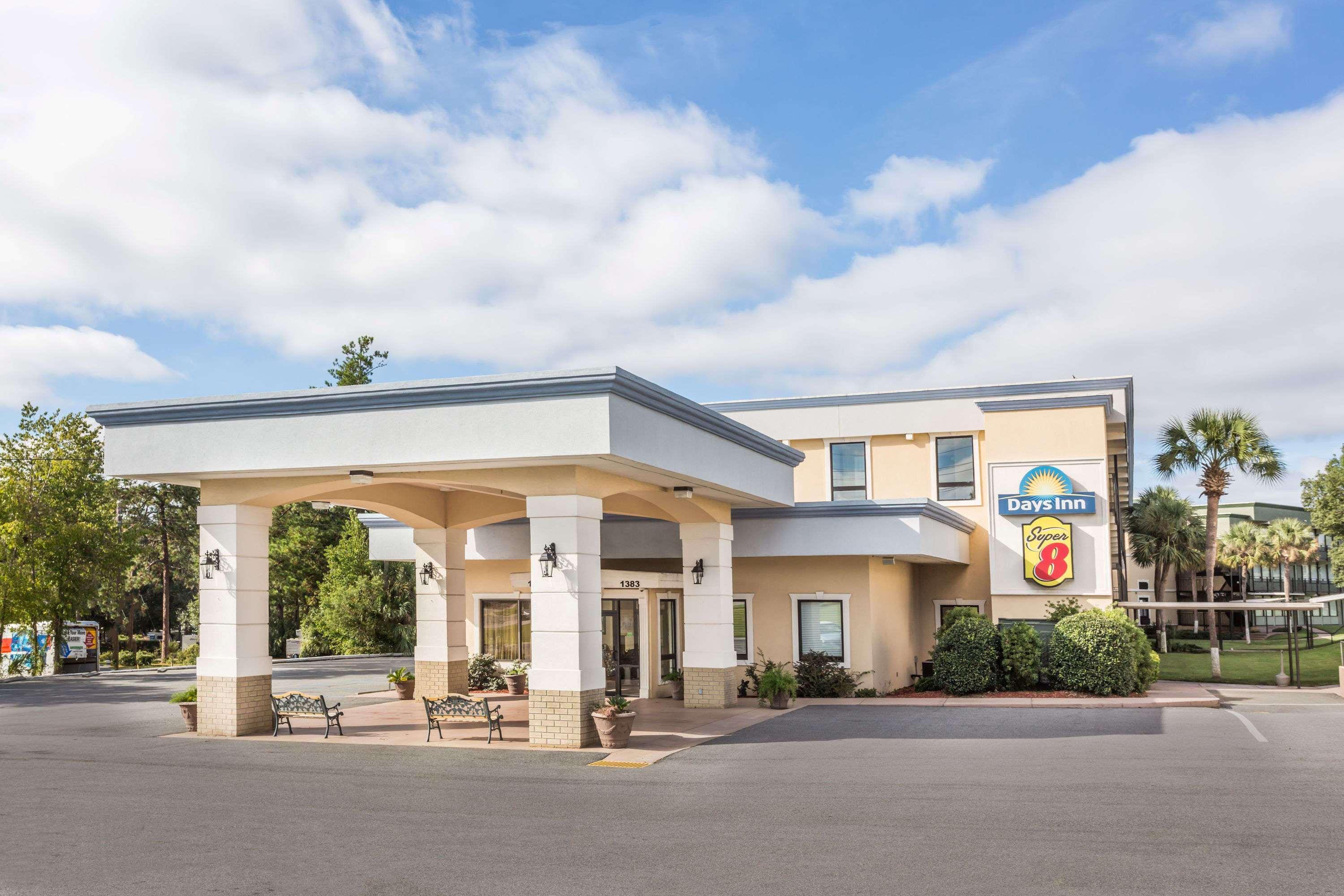 Super 8 By Wyndham Valdosta Mall Eksteriør bilde